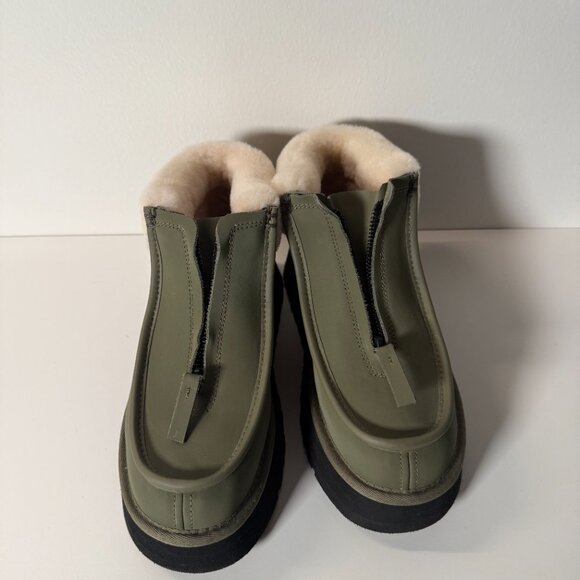 UGG Funkette Boot  W7 - Picture 5 of 6